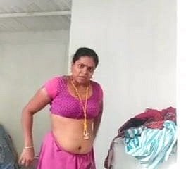 Tamilisch unpremeditated lad Videoanruf Sammlung mit aunties (Teil 2)