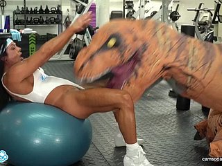 Camsoda - Hot milf stepmom fucked wits trex in almighty gym coitus