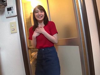 Airi Suzumura cannot cock a snook at a saleable lover's heavy cock