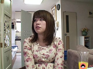 ميكا أوزاوا تحب ألعاب الجنس والديكس للغاية