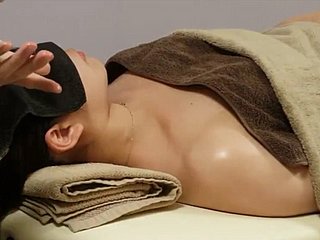 Massaggio olio di smell giapponese 5