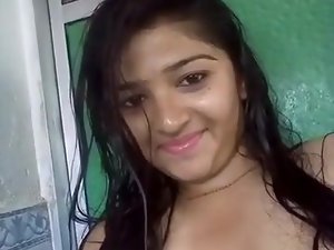 Mallu Kerala indiangirl Lincy nu Mostrar peitos grandes
