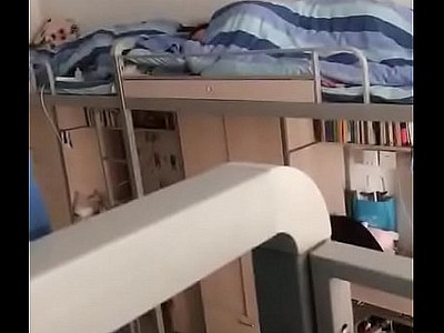 College-Student Webcam im Schlafsaal