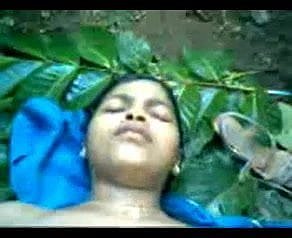 northindian деревенская девушка трахал на открытом воздухе